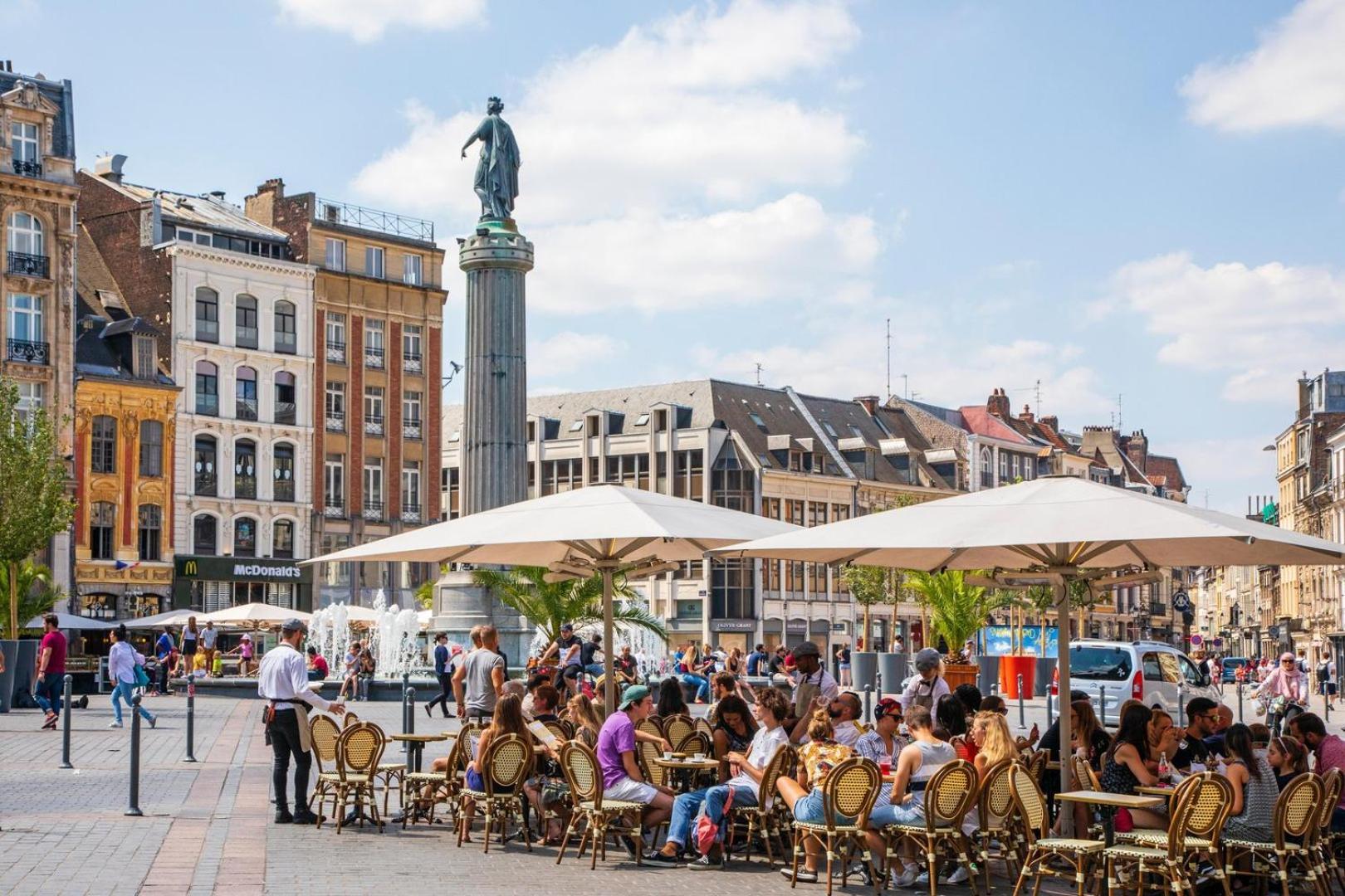 Fully-Equipped Apartment In City Center + Parking Lille Eksteriør billede